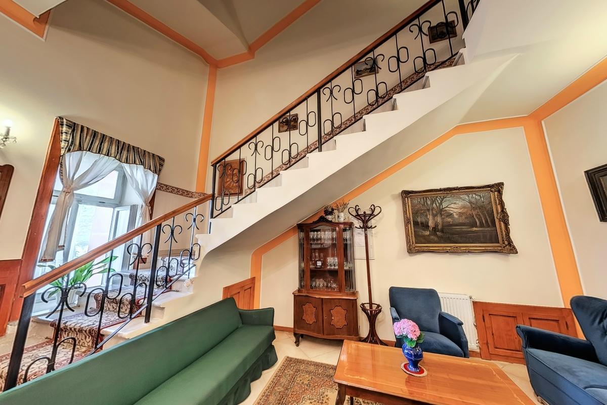 Misefa Kastely Bed & Breakfast Exterior photo